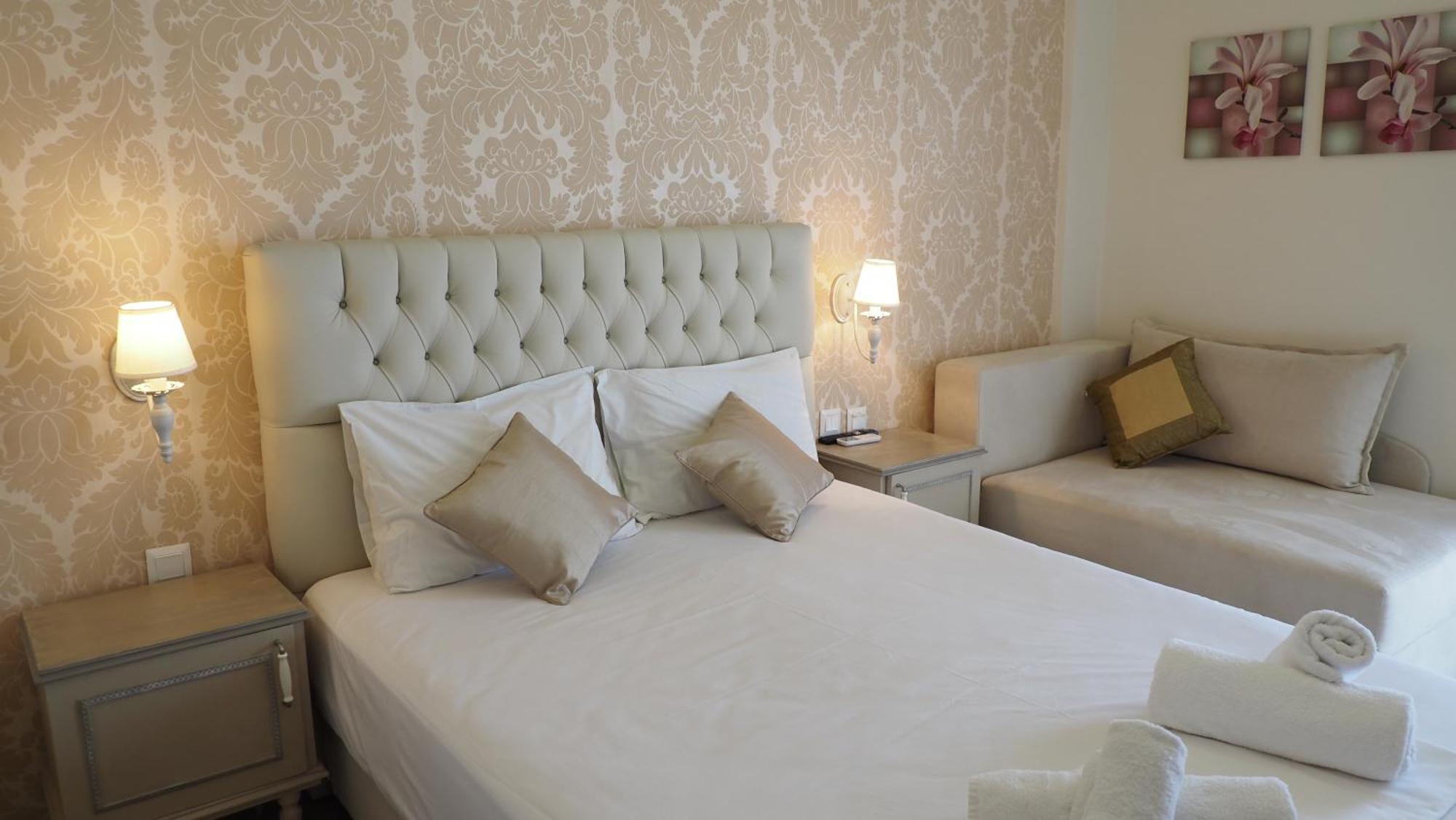Leonidas Apartments And Suites Мола-Калива Экстерьер фото