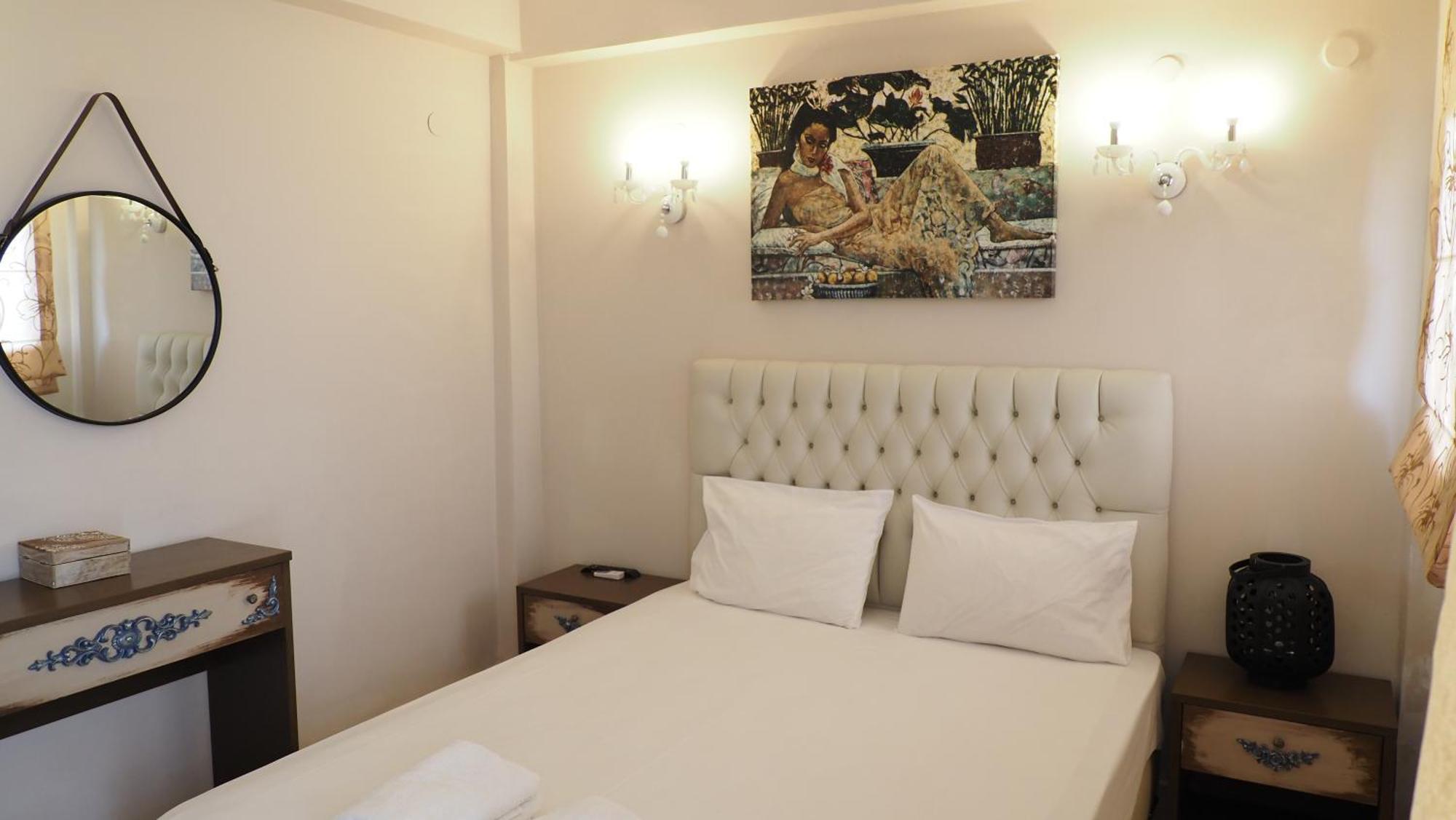 Leonidas Apartments And Suites Мола-Калива Экстерьер фото