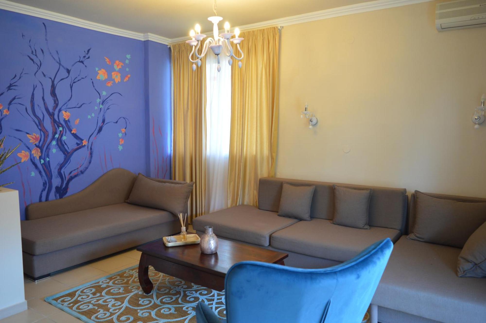 Leonidas Apartments And Suites Мола-Калива Экстерьер фото